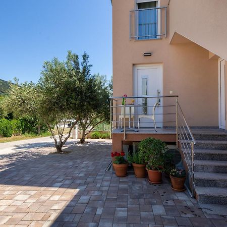 Apartments Viktorija 2 Башка Номер фото