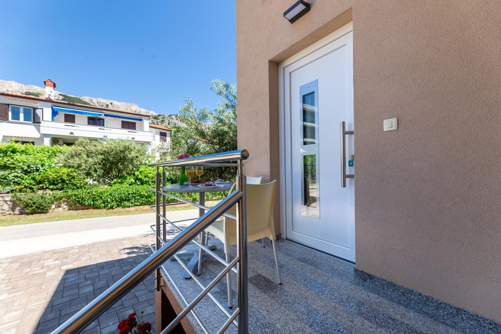 Apartments Viktorija 2 Башка Номер фото
