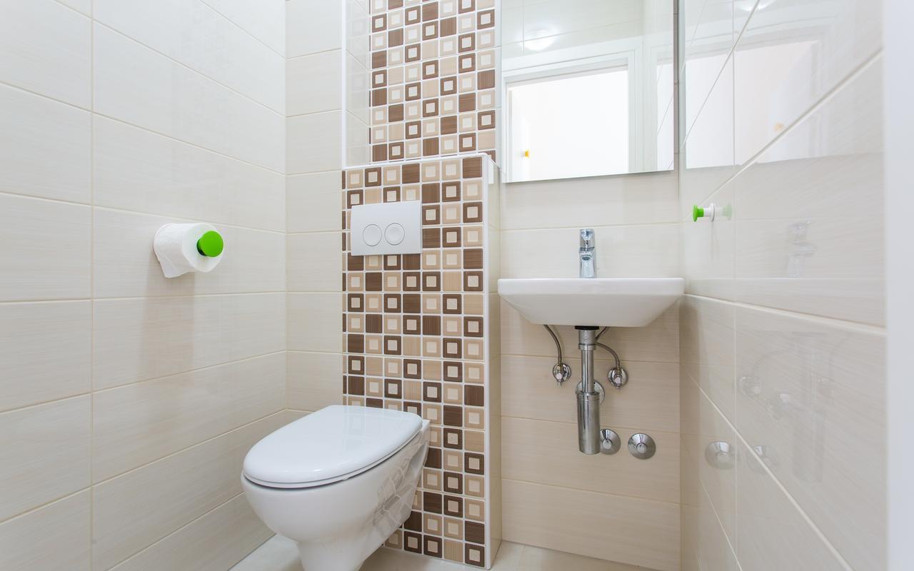 Apartments Viktorija 2 Башка Екстер'єр фото