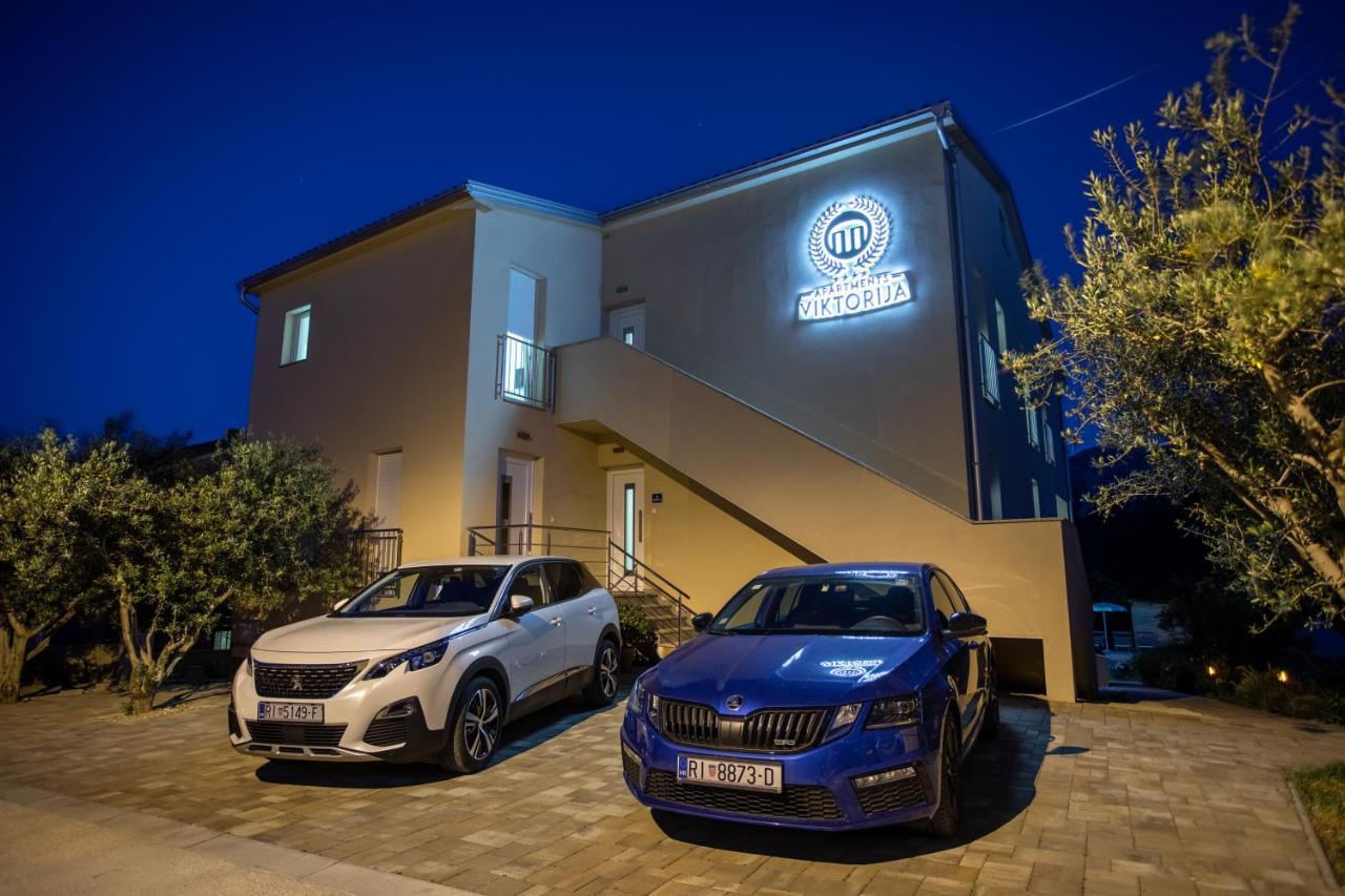 Apartments Viktorija 2 Башка Екстер'єр фото